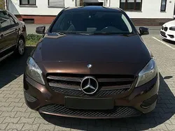 Braun Gebraucht 2014 Mercedes A200 Limousine | 12.000 € (Fairer Preis)