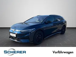 Aquamarinblau metallic Gebraucht 2025 VW ID.7 Pro Limousine | 50.790 € (Fairer Preis)