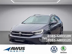 Grau / rauchgrau (metallic) Gebraucht 2024 VW Taigo Style SUV | 30.990 € (Teuer)