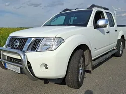 Weiß Gebraucht 2012 Nissan Navara Abholung | 12.500 € (Guter Preis)