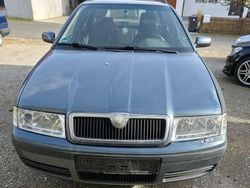 Blau Gebraucht 2006 Skoda Octavia Tour Kombi | 700 € (Guter Preis)