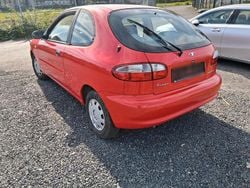 Rot Gebraucht 2003 Chevrolet Lanos Kleinwagen | 1.350 €