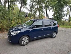 Blau Gebraucht 2020 Dacia Lodgy Comfort Van / Kleinbus | 9.800 € (Superpreis)