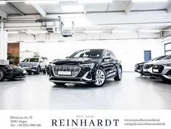 Brillantschwarz Gebraucht 2023 Audi e-tron Comfort SUV | 45.140 € (Superpreis)