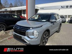 Grau Gebraucht 2025 Mitsubishi Outlander P-HEV Top SUV | 53.880 €