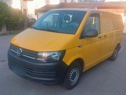 Gelb Gebraucht 2015 VW Transporter Van | 8.666 €