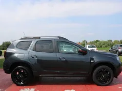 Grau Gebraucht 2023 Dacia Duster Extreme SUV | 25.490 € (Etwas zu teuer)
