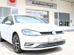 White silver Gebraucht 2018 VW Golf VII Highline Kombi | 15.970 € (Guter Preis)