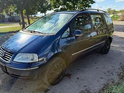 Blau Gebraucht 2004 VW Sharan Van / Kleinbus | 1.399 € (Superpreis)