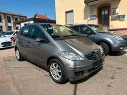 Braun Gebraucht 2008 Mercedes A150 Limousine | 2.990 € (Guter Preis)