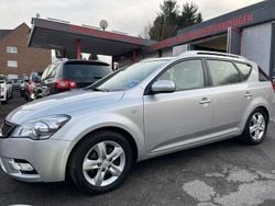 Silber Gebraucht 2012 Kia Ceed Sportswagon Kombi | 5.500 € (Guter Preis)