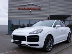 Weiß Gebraucht 2019 Porsche Cayenne Turbo Sport SUV | 79.900 € (Teuer)
