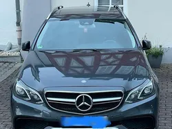 Grau Gebraucht 2014 Mercedes E250 AMG Kombi | 11.900 € (Fairer Preis)