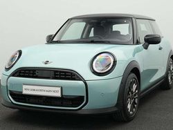 Grün Gebraucht 2024 Mini Cooper Classic Kleinwagen | 26.017 € (Fairer Preis)