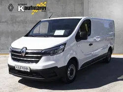Weiß Gebraucht 2023 Renault Trafic Komfort Van | 29.890 € (Teuer)
