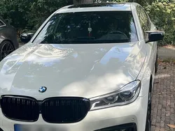 Weiß Gebraucht 2017 BMW 740 M Sport Limousine | 33.000 € (Etwas zu teuer)