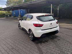 Gebraucht 2015 Renault Clio IV Dynamique Limousine | 7.500 € (Fairer Preis)