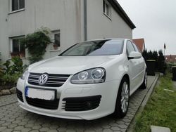 Weiß Gebraucht 2007 VW Golf V GT Limousine | 13.400 €