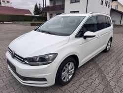Weiß Gebraucht 2022 VW Touran Highline Van / Kleinbus | 17.850 € (Superpreis)