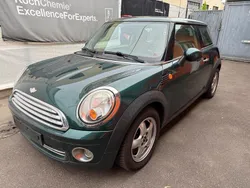 Grün Gebraucht 2007 Mini Cooper Kleinwagen | 1.600 €