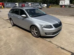 Silber Gebraucht 2013 Skoda Octavia Elegance Kombi | 5.900 €