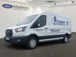 Frost weiss Gebraucht 2022 Ford Transit Trend Van | 31.900 €