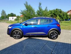 Ironblau metallic Gebraucht 2024 Dacia Sandero Expression Kleinwagen | 17.990 € (Fairer Preis)