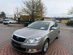 Cappuccinobeige metallic Gebraucht 2011 Skoda Octavia Impuls Edition Kleinwagen | 3.200 € (Fairer Preis)