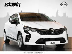 Weiss Gebraucht 2024 Renault Clio V Evolution Kleinwagen | 16.990 € (Guter Preis)