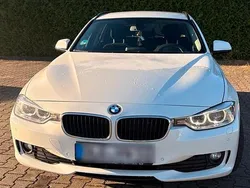 Weiß Gebraucht 2015 BMW 320 Kombi | 12.000 € (Teuer)