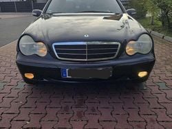 Schwarz Gebraucht 2001 Mercedes C180 Limousine | 1.990 € (Guter Preis)