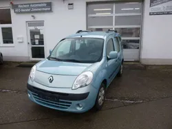 Blau islande Gebraucht 2011 Renault Kangoo Happy Family Van / Kleinbus | 3.800 € (Fairer Preis)