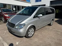 Silber Gebraucht 2006 Mercedes Viano Van / Kleinbus | 9.900 € (Fairer Preis)
