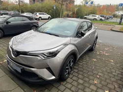 Silber Gebraucht 2018 Toyota C-HR Style SUV | 18.000 € (Etwas zu teuer)