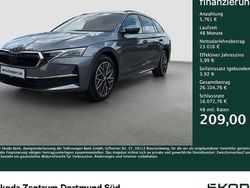 Grau Gebraucht 2024 Skoda Octavia Selection Kombi | 28.777 € (Guter Preis)