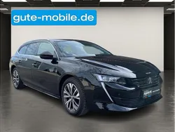 Schwarz perla nera schwarz (metallic) Gebraucht 2021 Peugeot 508 Allure Kombi | 18.500 € (Superpreis)