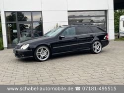 Diamantschwarz (metallic) Gebraucht 2004 Mercedes C55 AMG AMG Kombi | 29.900 €