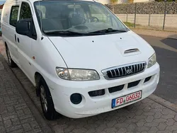 Weiß Gebraucht 2005 Hyundai H-1 Van / Kleinbus | 1.250 € (Superpreis)