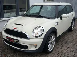Weiß Gebraucht 2011 Mini Cooper S Clubman Kombi | 6.500 € (Guter Preis)