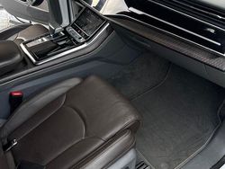 Weiß Gebraucht 2018 Audi Q8 Ambiente SUV | 41.000 € (Guter Preis)