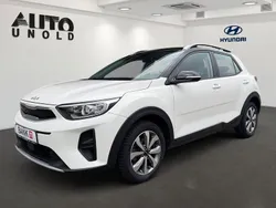 Weiß Gebraucht 2022 Kia Stonic Vision SUV | 15.790 € (Guter Preis)