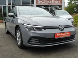 Mondsteingrau Gebraucht 2021 VW Golf VIII Life Limousine | 19.990 € (Guter Preis)