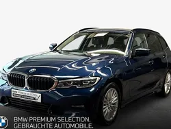 Blau Gebraucht 2022 BMW 320 Sport Line Kombi | 24.780 € (Superpreis)