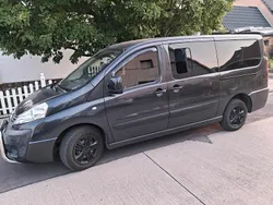 Schwarz Gebraucht 2015 Citroën Jumpy Van / Kleinbus | 14.799 €