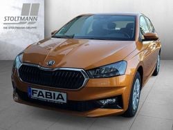 Orange Gebraucht 2022 Skoda Fabia Ambition Limousine | 14.999 € (Guter Preis)
