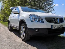 Weiß Gebraucht 2009 Nissan Qashqai Acenta SUV | 5.800 € (Fairer Preis)