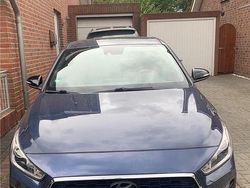 Blau Gebraucht 2018 Hyundai i30 Passion Kleinwagen | 11.000 € (Guter Preis)