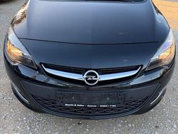 Schwarz Gebraucht 2013 Opel Astra Active Limousine | 4.599 € (Fairer Preis)