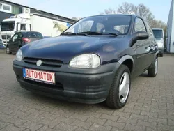 Blau Gebraucht 1994 Opel Corsa Kleinwagen | 2.450 €