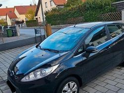 Schwarz Gebraucht 2009 Ford Fiesta Titanium Limousine | 2.400 €